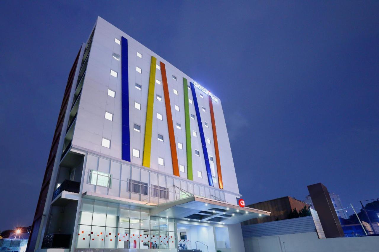 Amaris Hotel Tebet Jakarta Ngoại thất bức ảnh