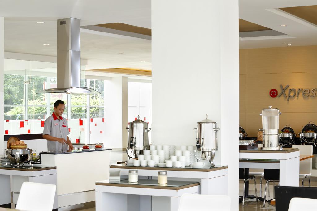 Amaris Hotel Tebet Jakarta Ngoại thất bức ảnh